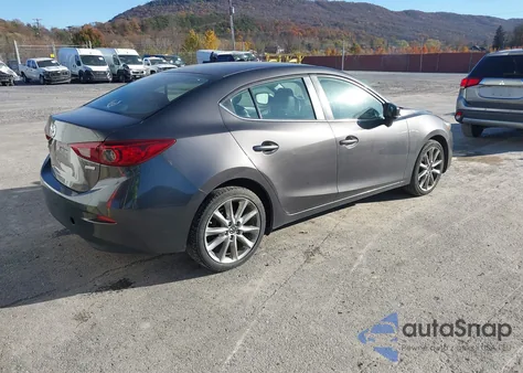 2017 Mazda Mazda3 Touring z USA, uszkodzony, nr VIN 3MZBN1V74HM121335